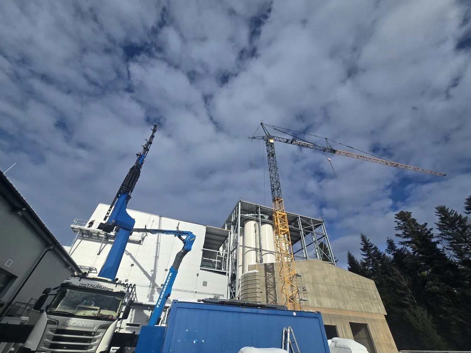 Industriemontage von HP Industries – Bild 12