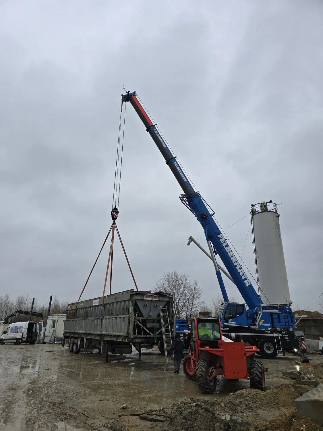 Industriemontage von HP Industries – Bild 19